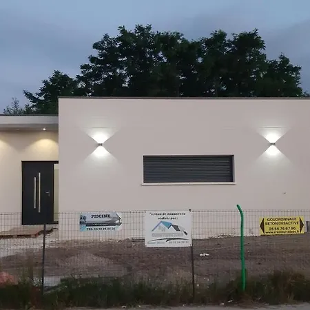 Avec Piscine Chauffee *